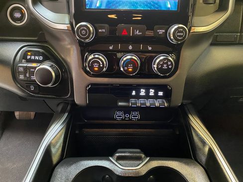Used 2025 RAM 1500 Big Horn AWD/4WD image 43