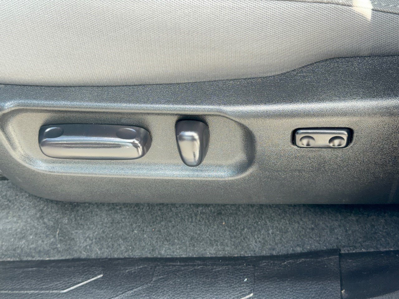 Certified 2023 Toyota Tacoma SR5 RWD image 16