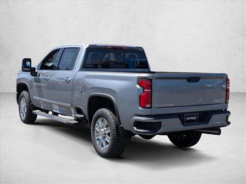 New 2026 Chevrolet Silverado 2500 High Country w/ High Country Premium Package AWD/4WD image 9