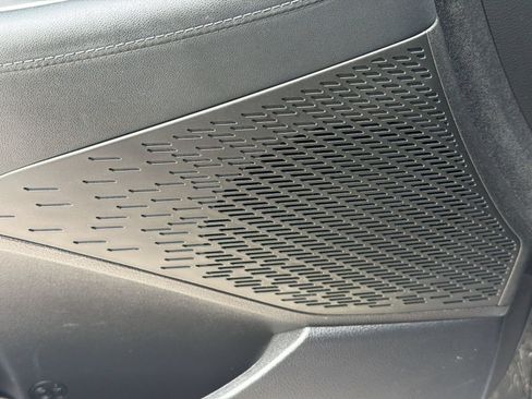 Used 2025 Hyundai Palisade SEL FWD image 27