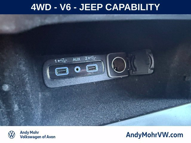 Used 2018 Jeep Grand Cherokee Laredo AWD/4WD image 26