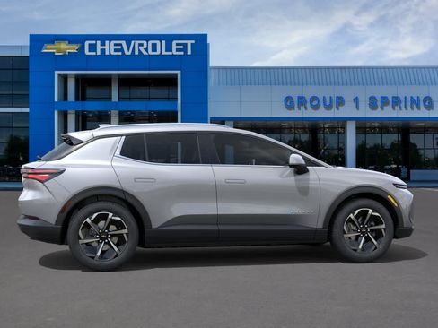 New 2026 Chevrolet Equinox EV LT FWD image 5