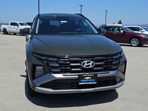 Used 2025 Hyundai Tucson SEL AWD/4WD image 3