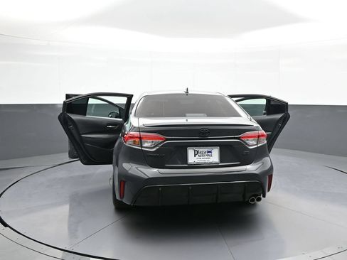 Certified 2025 Toyota Corolla SE FWD image 46