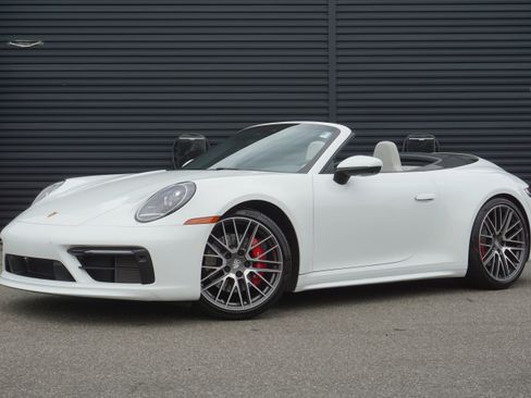 Certified 2022 Porsche 911 Carrera S RWD image 1