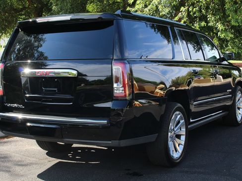 Used 2016 GMC Yukon XL Denali w/ Open Road Package AWD/4WD image 6