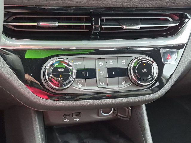 New 2026 Buick Envista Sport Touring w/ Convenience I Package FWD image 23