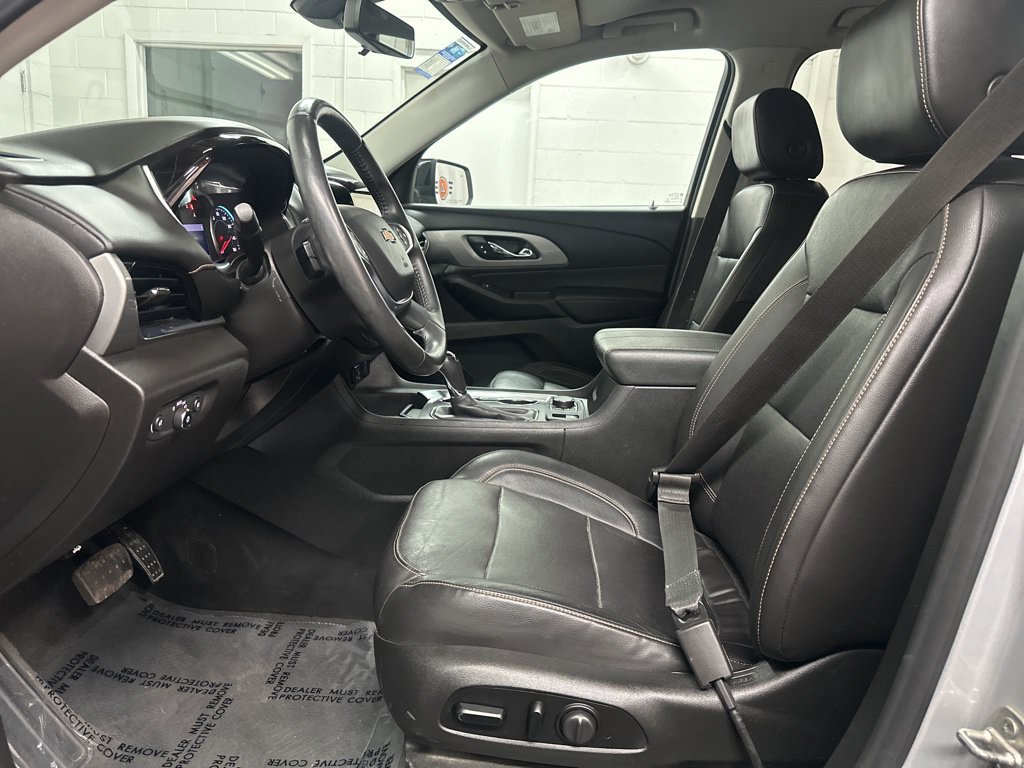 Used 2021 Chevrolet Traverse RS AWD/4WD image 20