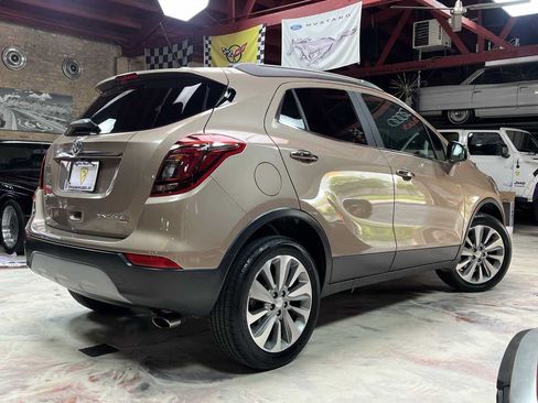 Used 2019 Buick Encore Preferred AWD/4WD image 2