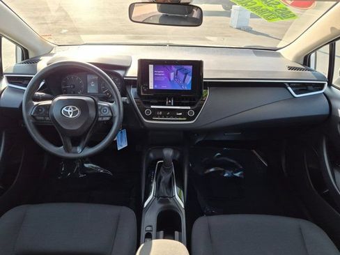 Used 2024 Toyota Corolla LE FWD image 15