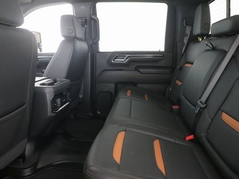 Used 2024 GMC Sierra 2500 AT4 w/ AT4 Premium Plus Package image 29