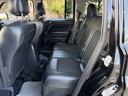 Used 2016 Jeep Patriot Sport w/ Power Value Group FWD image 19