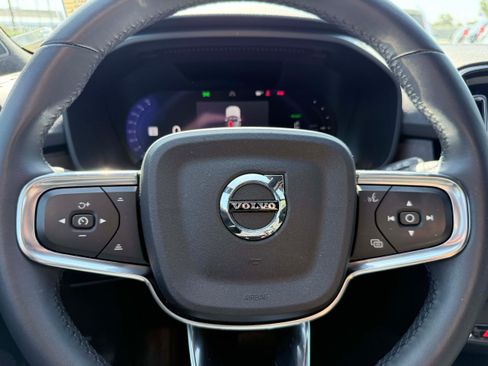 Certified 2023 Volvo XC40 Recharge Ultimate w/ Protection Package Premier AWD/4WD image 15