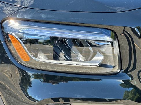 New 2026 Mercedes-Benz GLB 250 image 11