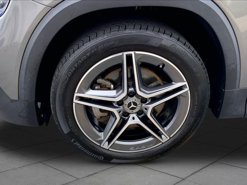 Used 2023 Mercedes-Benz GLB 250 4MATIC image 10