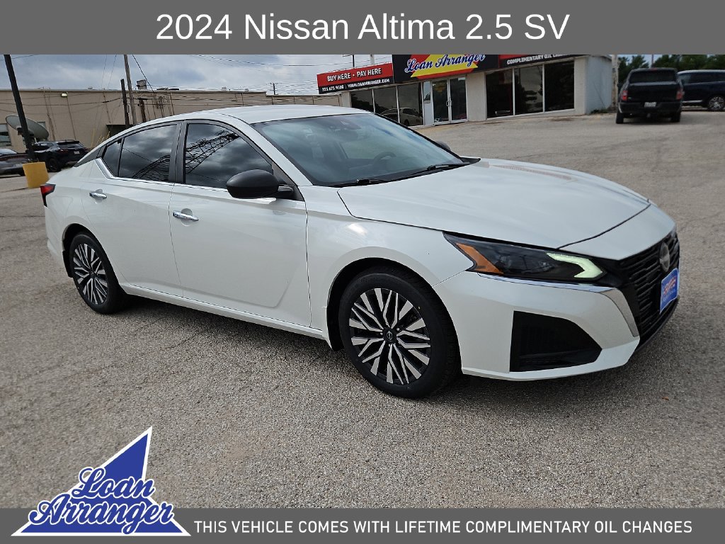 Used 2024 Nissan Altima 2.5 SV FWD image 1