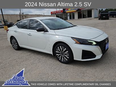 Used 2024 Nissan Altima 2.5 SV