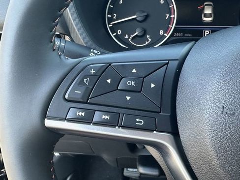 Certified 2025 Nissan Sentra SR w/ Midnight Edition FWD image 25