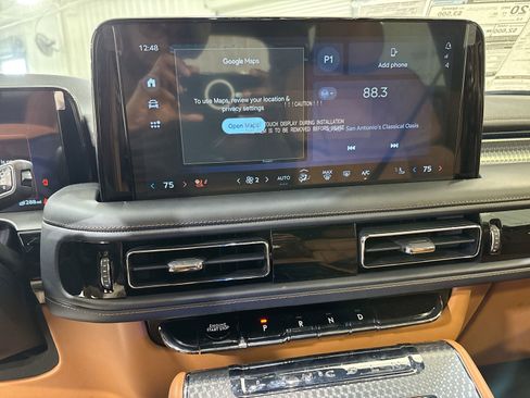 New 2025 Lincoln Aviator Black Label image 19