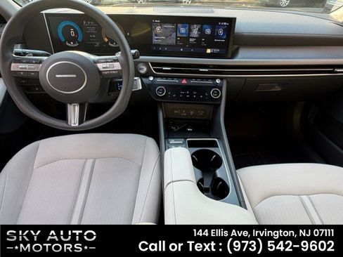 Used 2024 Hyundai Sonata SEL FWD image 8