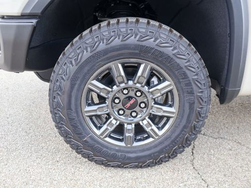 New 2026 GMC Sierra 1500 AT4X AWD/4WD image 34