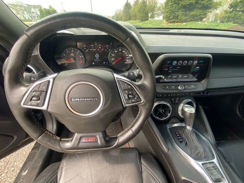 Used 2016 Chevrolet Camaro SS image 10