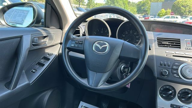 Used 2010 MAZDA MAZDA3 i Sport FWD image 20