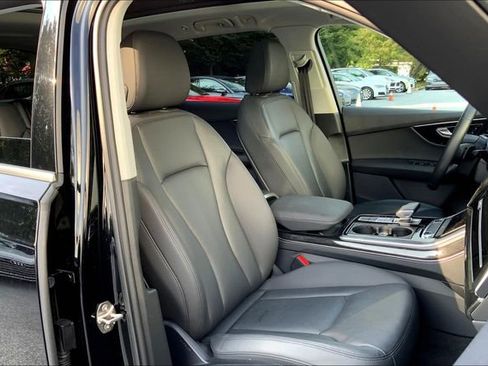 Used 2021 Audi Q7 3.0T Premium Plus image 8