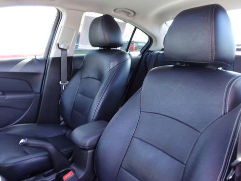 Used 2016 Chevrolet Cruze LT w/ Sun And Sound Package image 21