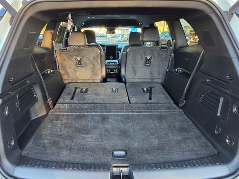 Used 2024 GMC Acadia Elevation image 14