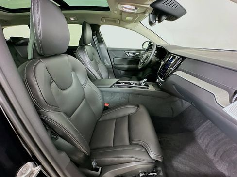 New 2026 Volvo V60 B5 Cross Country Ultra w/ Climate Package AWD/4WD image 43