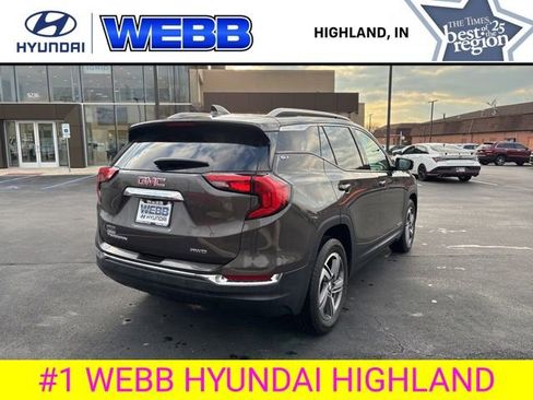 Used 2020 GMC Terrain SLT w/ Preferred Package image 4