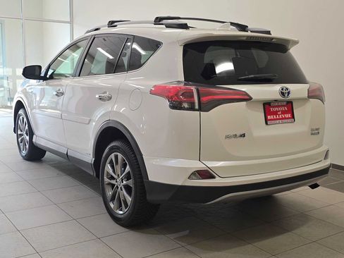 Used 2018 Toyota RAV4 Limited w/ Advanced Technology Package AWD/4WD image 4