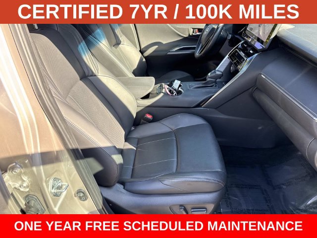 Used 2023 Toyota Venza Limited AWD/4WD image 9