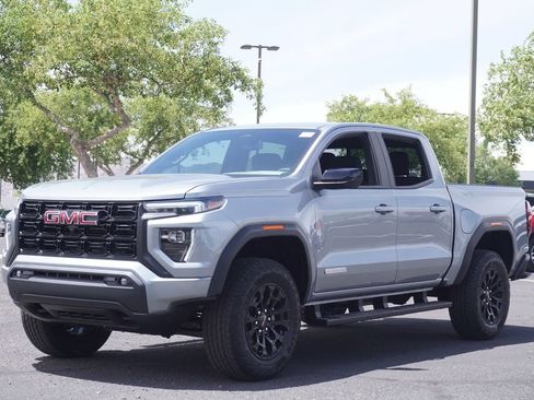New 2026 GMC Canyon Elevation w/ Convenience Package RWD image 4