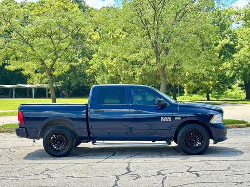 Used 2014 RAM 1500 Express AWD/4WD image 4