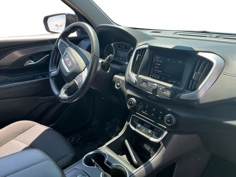 Used 2024 GMC Terrain SLE AWD/4WD image 17