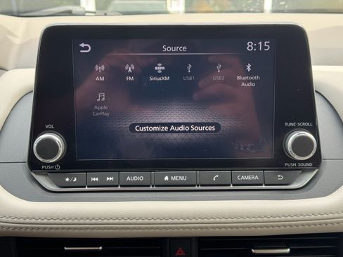 Used 2023 Nissan Rogue SV w/ SV Premium B Package FWD image 23