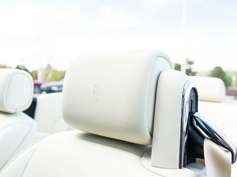 Used 2010 Rolls-Royce Phantom Drophead Coupe image 30