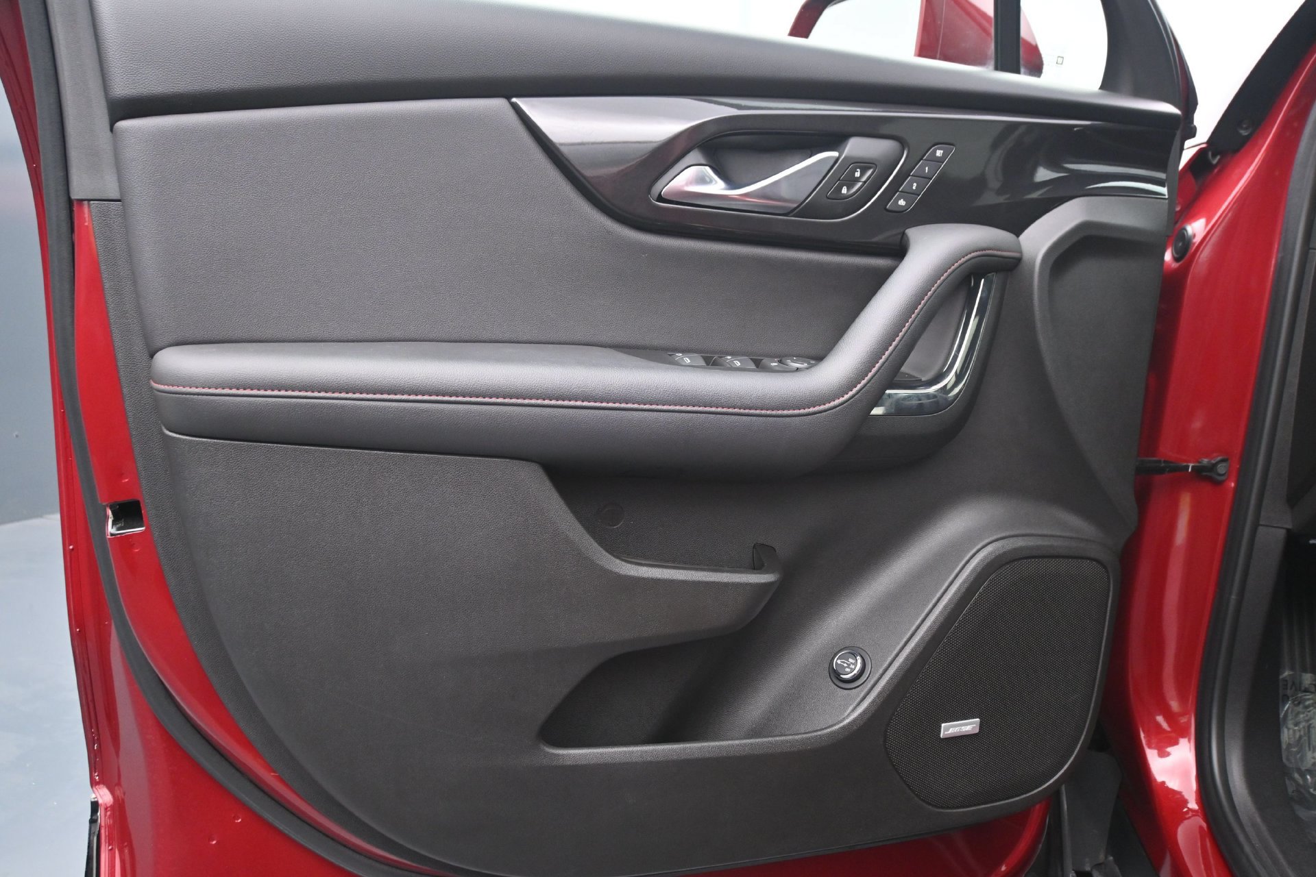 Used 2019 Chevrolet Blazer RS FWD image 18