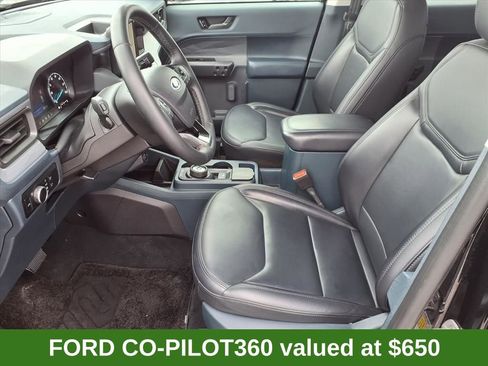 Used 2023 Ford Maverick Lariat w/ Lariat Luxury Package image 6