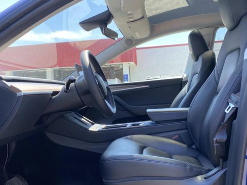 Used 2023 Tesla Model Y Long Range AWD/4WD image 17