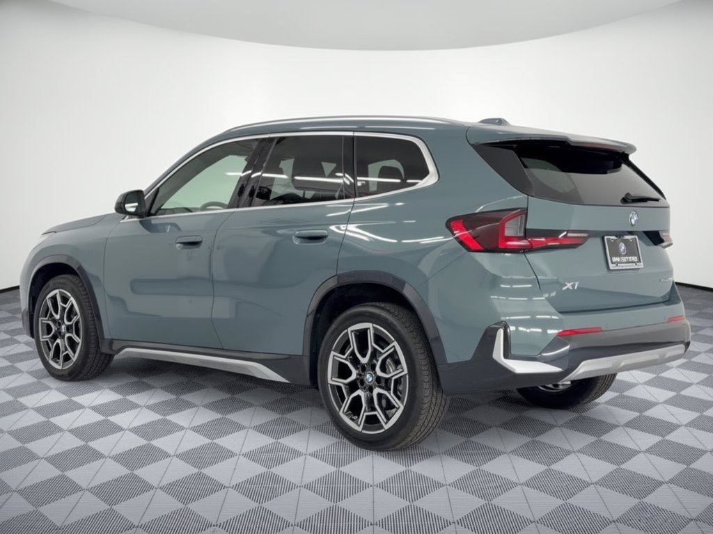 Certified 2026 BMW X1 xDrive28i AWD/4WD image 3