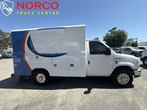 Used 2013 Ford E-350 and Econoline 350 Super Duty w/ Class I Trailer Tow Pkg RWD image 1