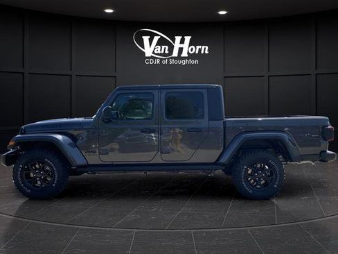New 2025 Jeep Gladiator Willys image 12