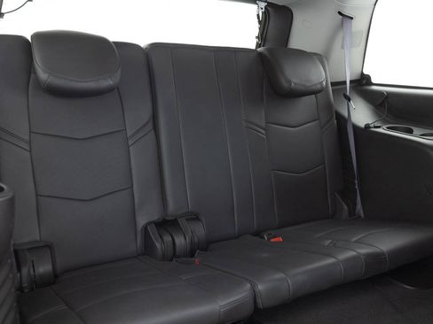 Used 2015 Cadillac Escalade Premium AWD/4WD image 30