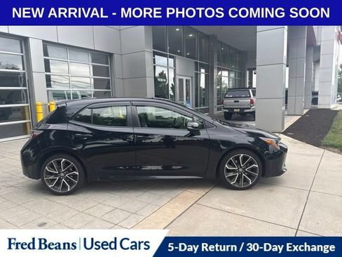 Used 2019 Toyota Corolla XSE FWD image 2