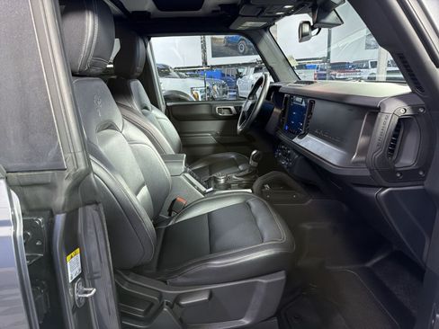 Certified 2025 Ford Bronco Badlands AWD/4WD image 26