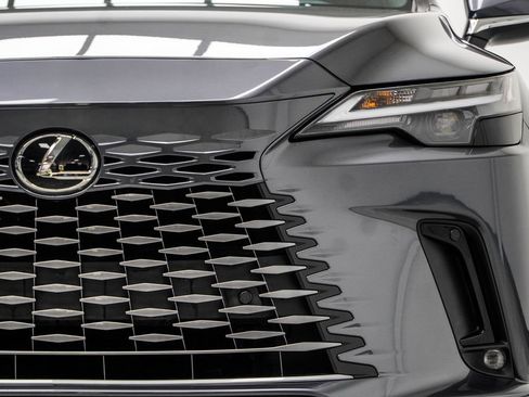 Used 2024 Lexus RX 350 Premium w/ Cold Area Package FWD image 10