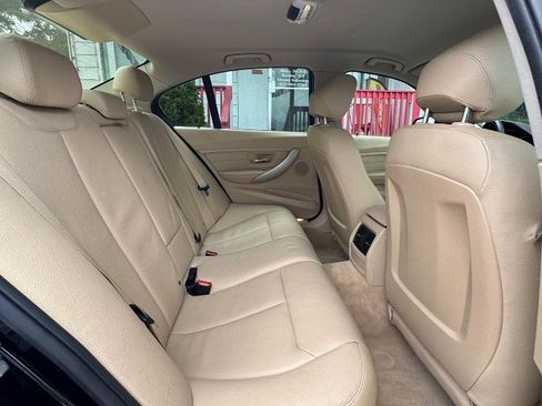 Used 2016 BMW 320i Sedan RWD image 22